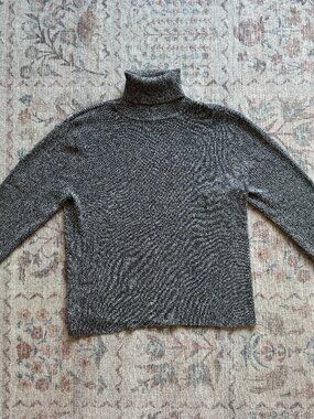 Heather Gray Turtleneck - M